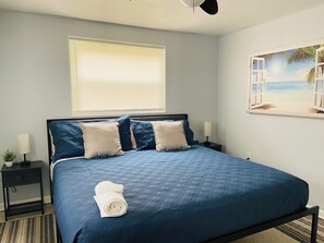 2 bedrooms, travel crib, free WiFi, bed sheets