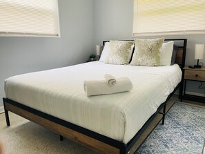 2 bedrooms, travel cot, free WiFi, bed sheets