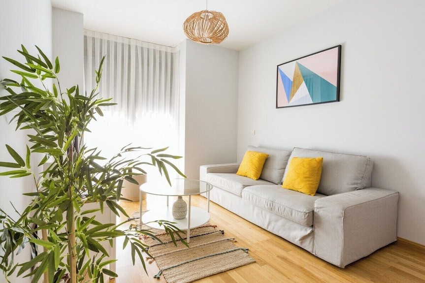 Vivodomo - Free Parking, Super Bright, 2bed/2bath - Madrid