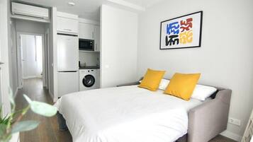 1 bedroom, iron/ironing board, travel crib, WiFi