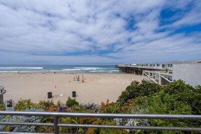 Remodeled beach front condo with ocean views