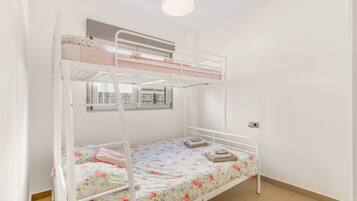 3 quartos, ferros/tábuas de passar roupa, Wi-Fi de cortesia