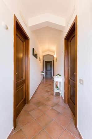 1 bedroom, in-room safe, iron/ironing board, WiFi