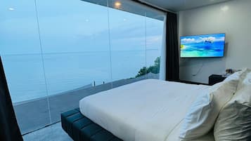 Deluxe room with Plunge Pool