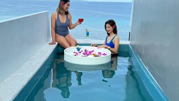 Deluxe room with Plunge Pool | Alberca privada