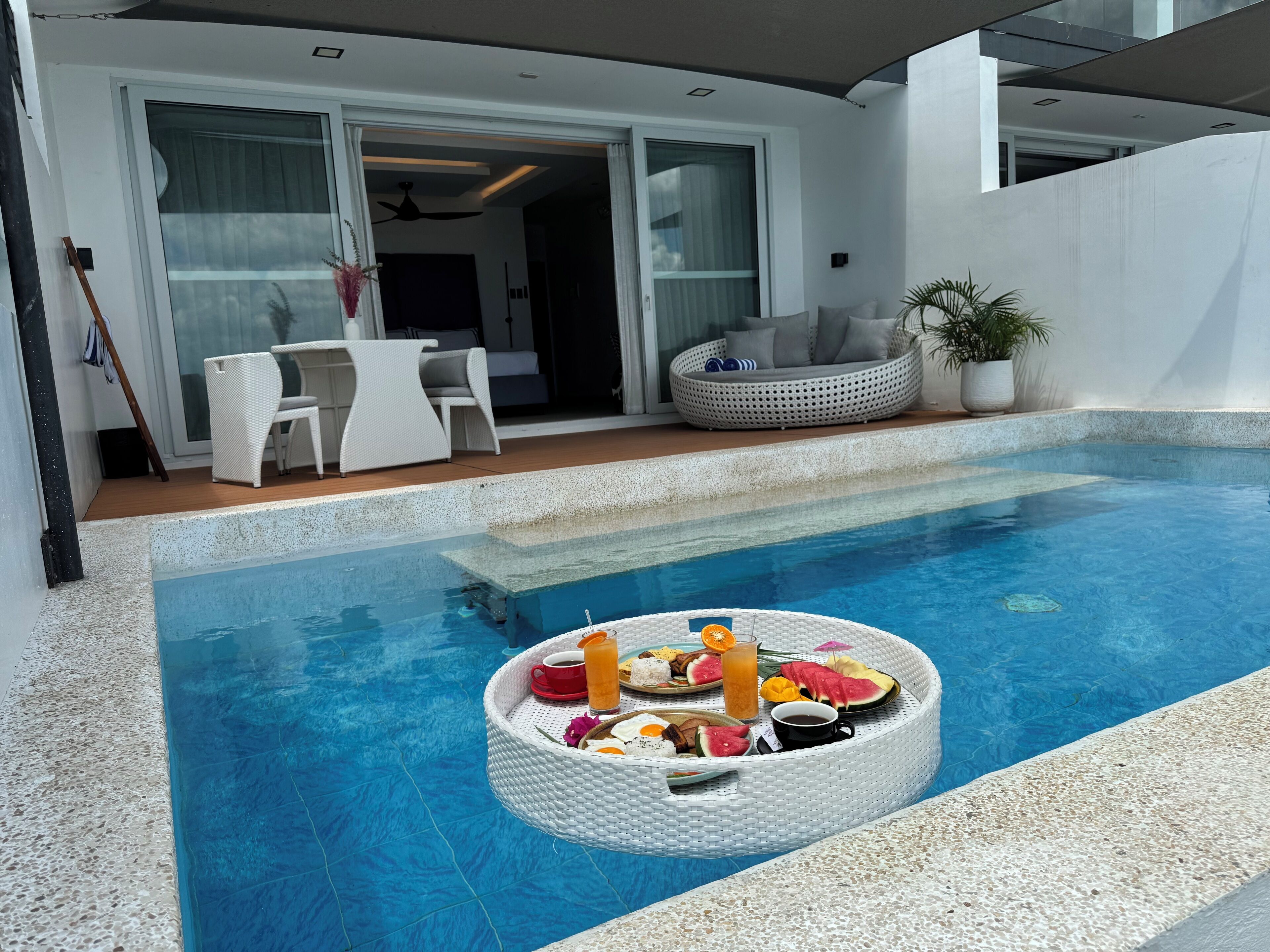King Suite With Private Pool | Private pool