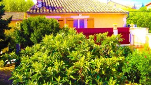Exterior - La Cigale Appart-Villa 60 m² for 2 pers. At Doors of Avignon , in Provence (Vedène)
