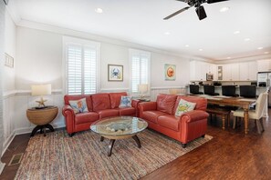 Smart TV, books - Scott's Blessing - Five Bedroom, Six & 1/2 Bathroom w/ Private Pool (Surfside Beach)