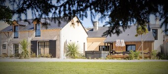 Luxury villa with spas in the heart of the Châteaux of the Loire Valley