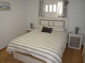 2 Schlafzimmer, Zimmersafe, Bügeleisen/Bügelbrett, kostenloses WLAN