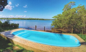 Outdoor pool - Casa de Temporada Arcádia, Piscina, 22 Hóspedes, 5 Suítes e Churrasqueira em Itacaré Bahia (Itacaré)