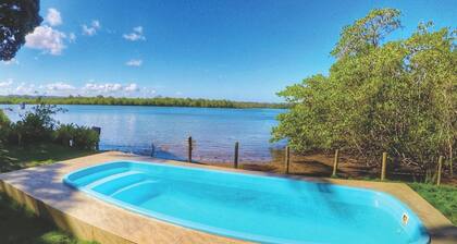 Casa de Temporada Arcádia, 22 Hóspedes, Piscina, 5 Suítes e Churrasqueira em Itacaré Bahia