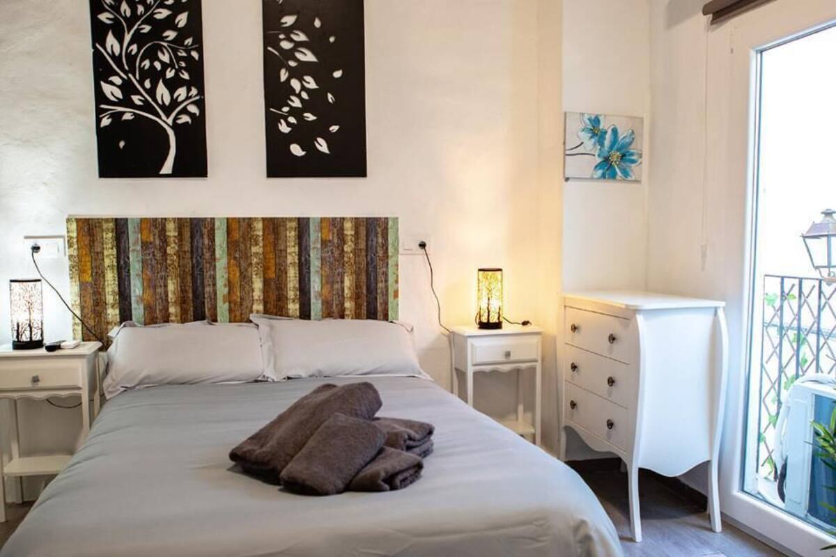 Hypo-allergenic bedding, individually decorated, individually furnished