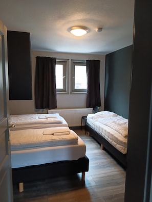 4 chambres, Wi-Fi gratuit, draps fournis