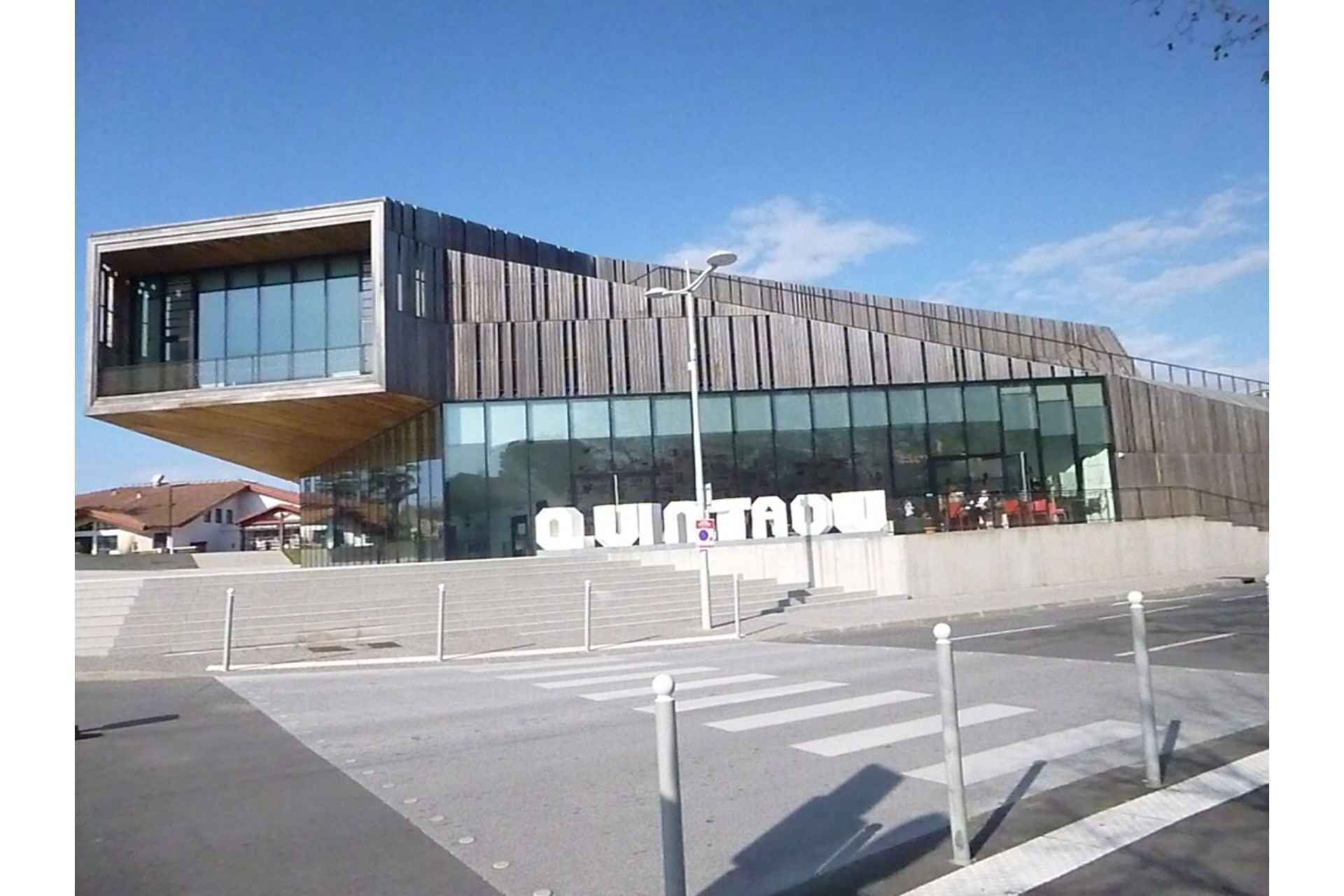 Extérieur