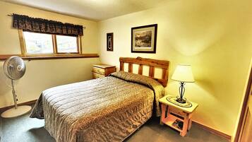 2 bedrooms, WiFi, bed sheets