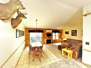 TV, fireplace