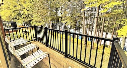 Red Pines - Elk Lake Condo #4