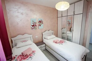 2 bedrooms, WiFi, bed sheets - Jerusalem Central Short tem  rental (ירושלים)