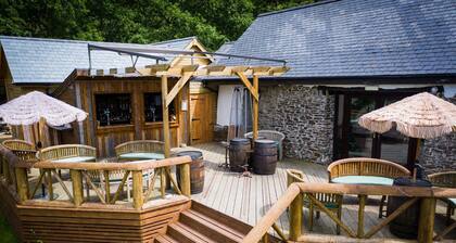 The Stables - Fully accessible dog friendly with a hot tub