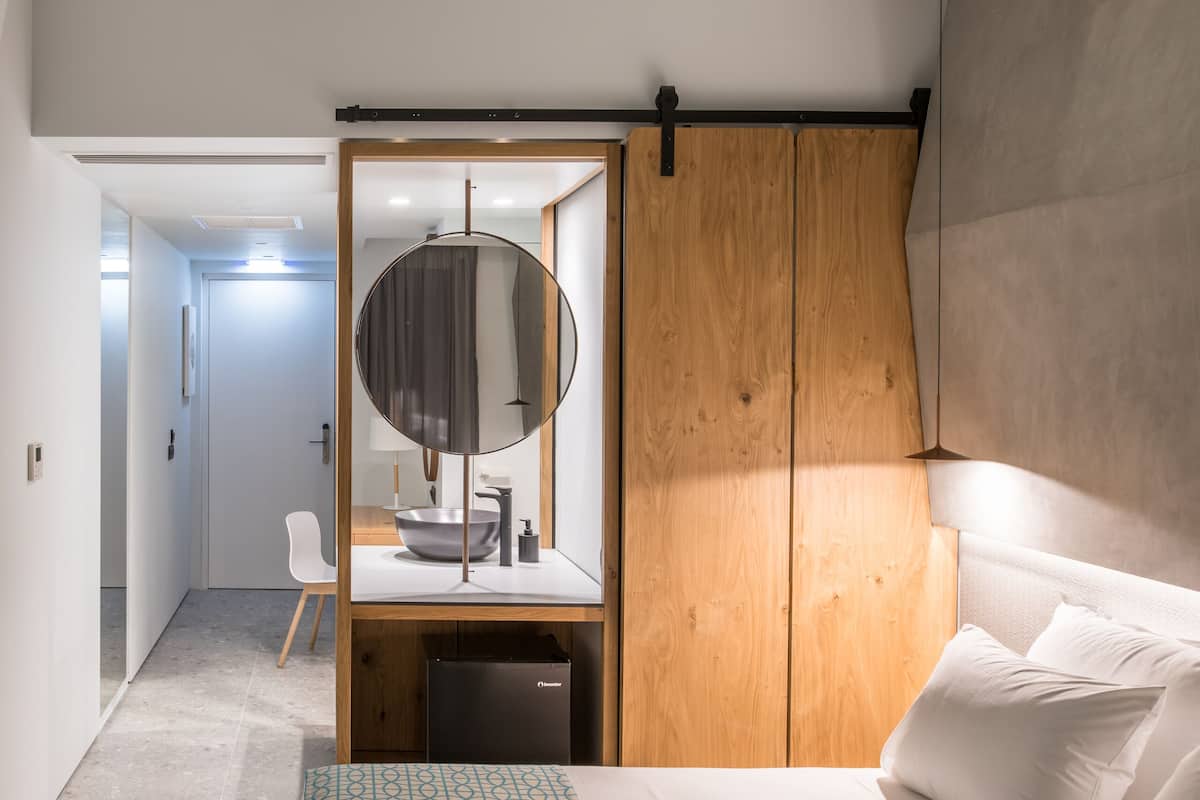 Duplex, Balcony | 1 bedroom, minibar, in-room safe, desk