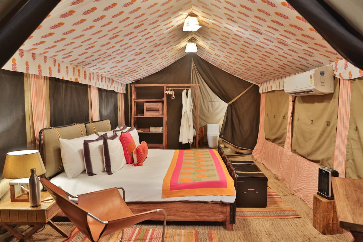 Tienda ejecutiva, patio (Suite) | Sábanas de algodón egipcio y ropa de cama de alta calidad