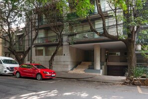 Exterior - w* | Stellar 2BR in Roma Norte (Ciudad de México)