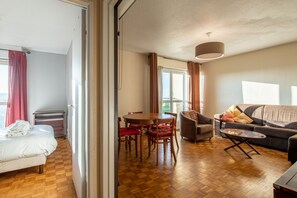 1 chambre, accès au Wi-Fi (inclus), literie fournie