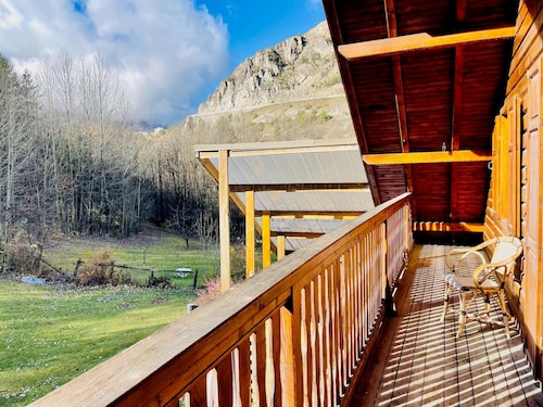 Beautiful chalet near the center of Briançon