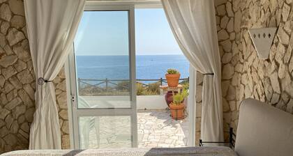 Carvoeiro Sol Right by the sea