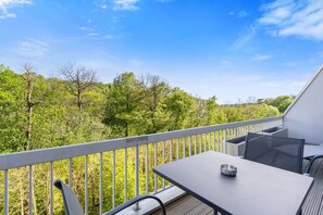 Apartment | Balcony