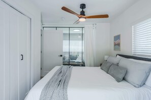 1 chambre, fer et planche à repasser, Wi-Fi, draps fournis