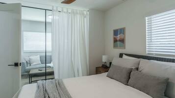 5 soverom, strykejern/-brett, wi-fi og sengetøy