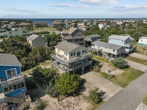 Exterior - Dog Friendly, Oceanside, Hot Tub, Oversized Decks, Easy Beach Access (Avon)