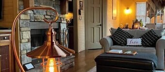 Beardsicle Bluff Cabin