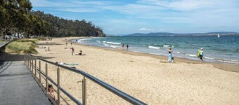Balmoral Cottage A Kingston Beach Escape