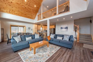 Smart TV, fireplace, table football, offices - Wisp Mountain Hideaway w/ Fireplace & Games (McHenry)