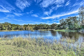 Jacksonville Vacation Rental | 2BR | 2BA | 1,583 Sq Ft | Stairs to Access