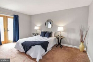 4 chambres, bureau, Wi-Fi, draps fournis