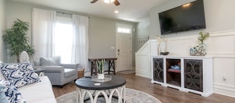Bright Townhouse Downtown Lake Charles