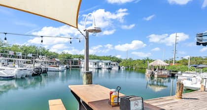 Aqua Lodges at Hurricane Hole Marina
