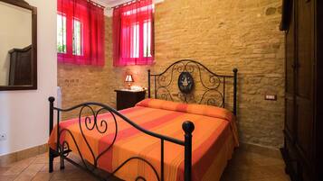 1 camera, ferro/asse da stiro, Wi-Fi gratuito, lenzuola