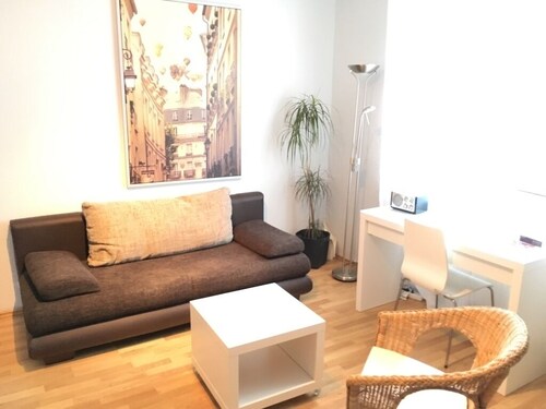 1-Zimmer-Apartment nahe Messe und Altstadt für 1-3 Personen