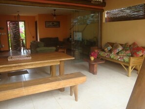 Kolam renang outdoor