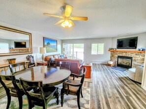 TV, fireplace, DVD player