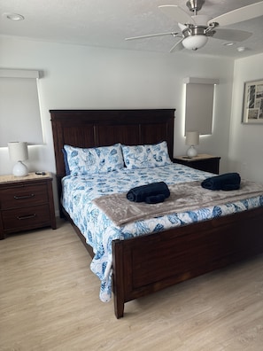 3 bedrooms, travel cot, free WiFi, bed sheets