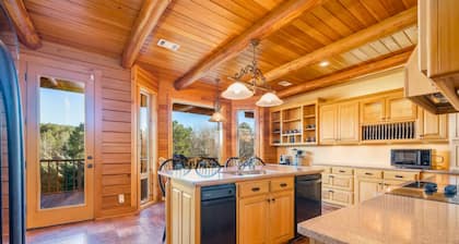 Lakeside Luxury Retreat w/ Heated Pool - Sleeps 28