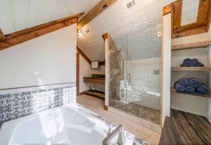 Bruser, boblebadekar, hårtørrer, håndklæder