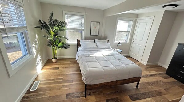 1 chambre, fer et planche à repasser, Wi-Fi gratuit, draps fournis
