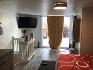 1 soverom, safe på rommet, wi-fi (inkludert) og sengetøy